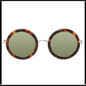 Designer sunglasses:Linda Farrow Gallery “the Row”